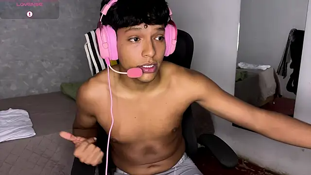 Show de Brad_bonnet_ na webcam