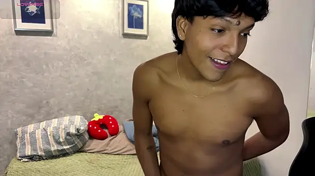 Show modela Brad_bonnet_ na web-kameri