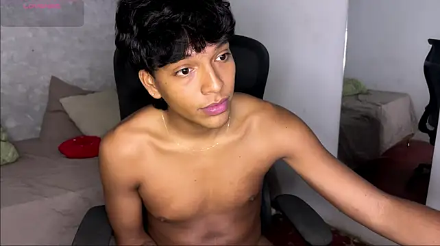Brad_bonnet_ Adlı Modelin Web Kamerası Şovu