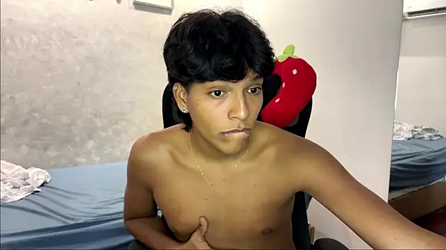 Show modela Brad_bonnet_ na web-kameri