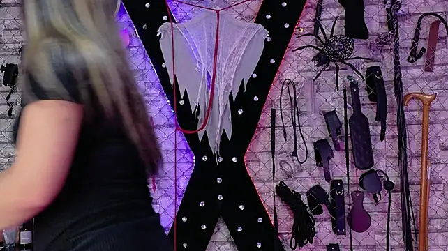 Ranina_BDSM_ 网络视讯表演