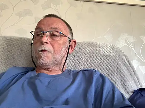Moonraker64 webcam show