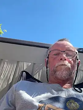 Moonraker64's Webcam Show