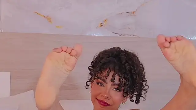 Chat +18 de TamaraMontiel ao vivo