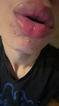 hotlips2026 webcam show