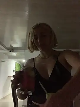 noah_ec Webcam Show