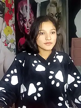 Sweet_Innocence_ Show in webcam
