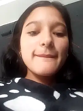 Sweet_Innocence_ webkamerás műsora