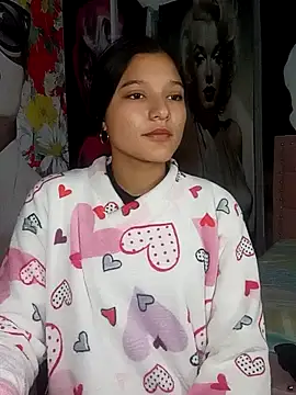Sweet_Innocence_n Webbikameraesitys