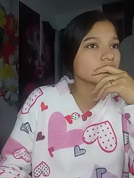 Sweet_Innocence_ Show in webcam
