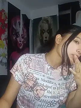 Sweet_Innocence_: вебкам-шоу