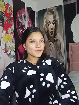 Sweet_Innocence_ ওয়েবক্যাম শো