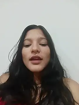Sweet_Innocence_ Show in webcam