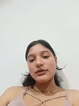 Sweet_Innocence_ Show in webcam