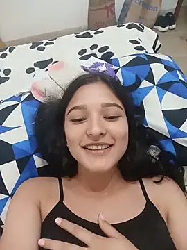 Sweet_Innocence_ Adlı Modelin Canlı Sohbet Odası