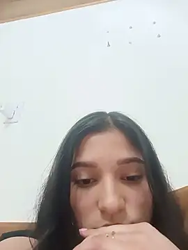 Sweet_Innocence_ Live chatroom
