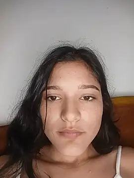 Chat ao vivo de Sweet_Innocence_