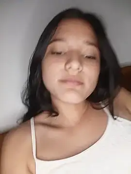 Sweet_Innocence_'s Webcam Show