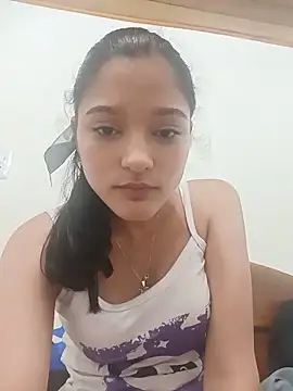 Sweet_Innocence_ webkamerás műsora