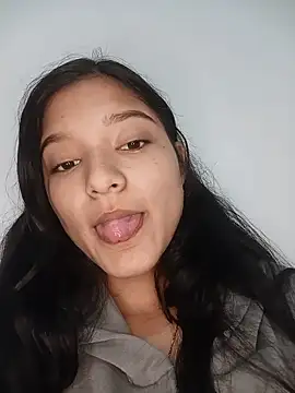 Sweet_Innocence_ Webcam-Show