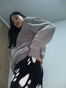 Sweet_Innocence_ webkamerás műsora