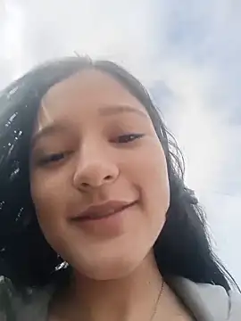 Sweet_Innocence_'s Webcam Show