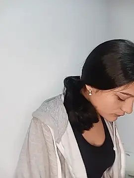 Sweet_Innocence_'s Webcam Show