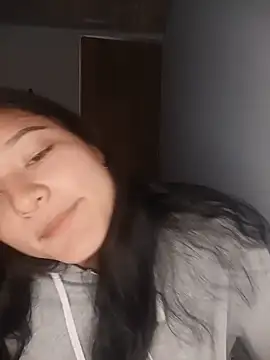 Sweet_Innocence_'s Webcam Show