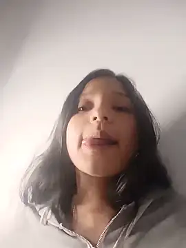 Sweet_Innocence_ Webcam-Show