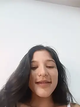 Sweet_Innocence_ Adlı Modelin Web Kamerası Şovu