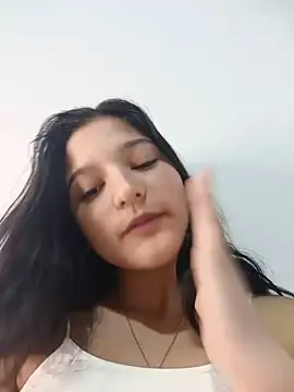 Sweet_Innocence_'s Webcam Show