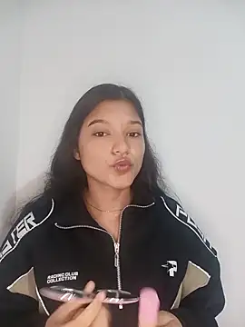 Sweet_Innocence_: вебкам-шоу