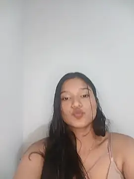 Sweet_Innocence_ Show in webcam