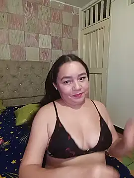 chicatraviesa24 Webcam-Show