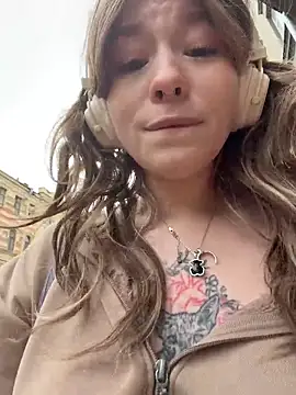 mini_moona – Kamerová šou