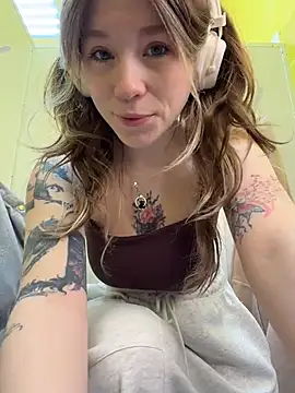 mini_moona's Webcam Show
