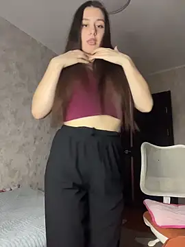 Selena_Mur_ Adlı Modelin Canlı XXX Sohbeti