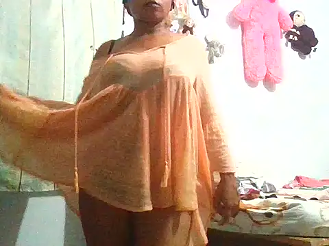 RUKMINI_60 Chat XXX in diretta