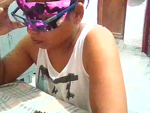 RUKMINI_60n Live XXX chat