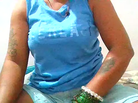 RUKMINI_60 Chat XXX in diretta