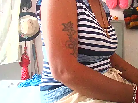 RUKMINI_60's Live XXX Chat