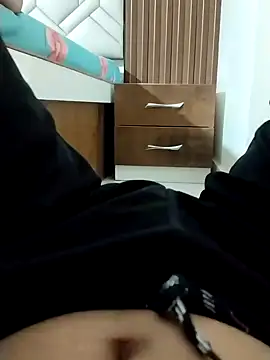 abhjmm Show in webcam