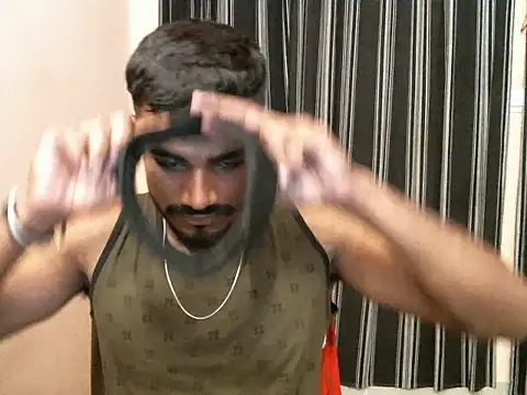 indianvijay Adlı Modelin Web Kamerası Şovu