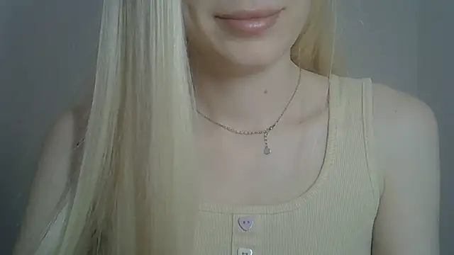 ViraVrema's Live XXX Chat