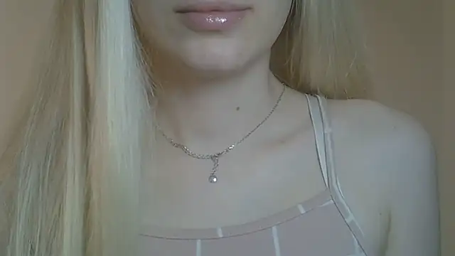 ViraVrema's Live XXX Chat
