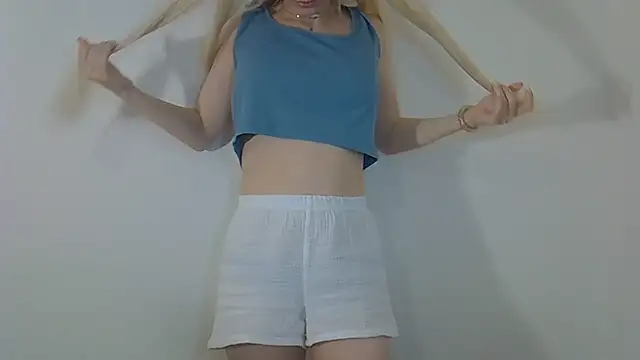 ViraVrema's Live XXX Chat