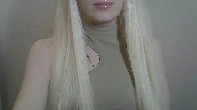 ViraVrema's Live XXX Chat
