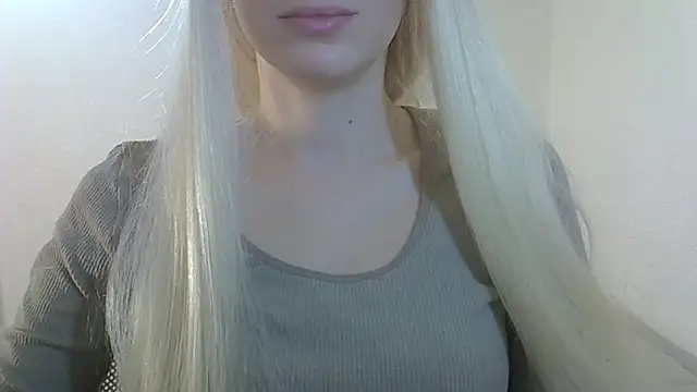 ViraVrema's Live XXX Chat