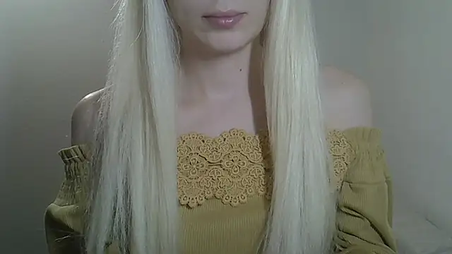 ViraVrema Adlı Modelin Canlı XXX Sohbeti