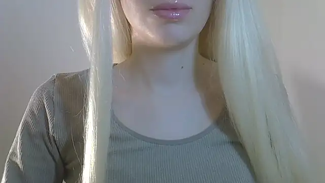 XXX chat uživo modela ViraVrema